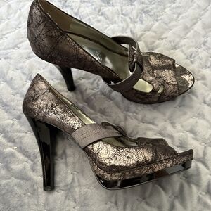 Carlos by Carlos Santana Shimmering Bronze Heels